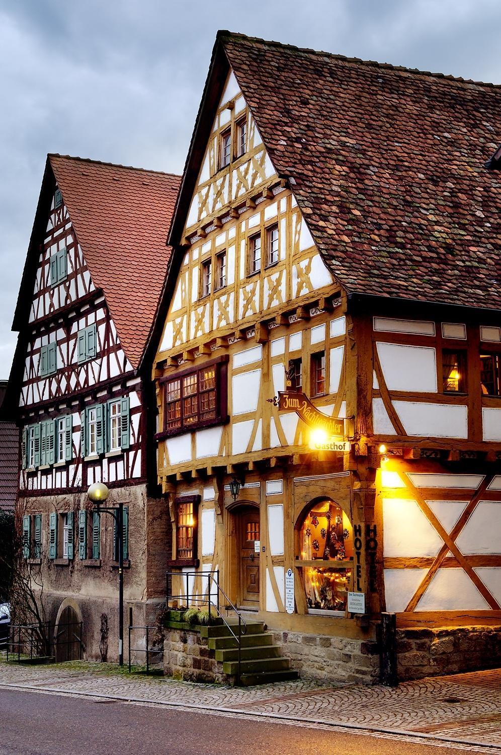 Hotel Restaurant Zum Nachtwaechter Lienzingen Exterior photo